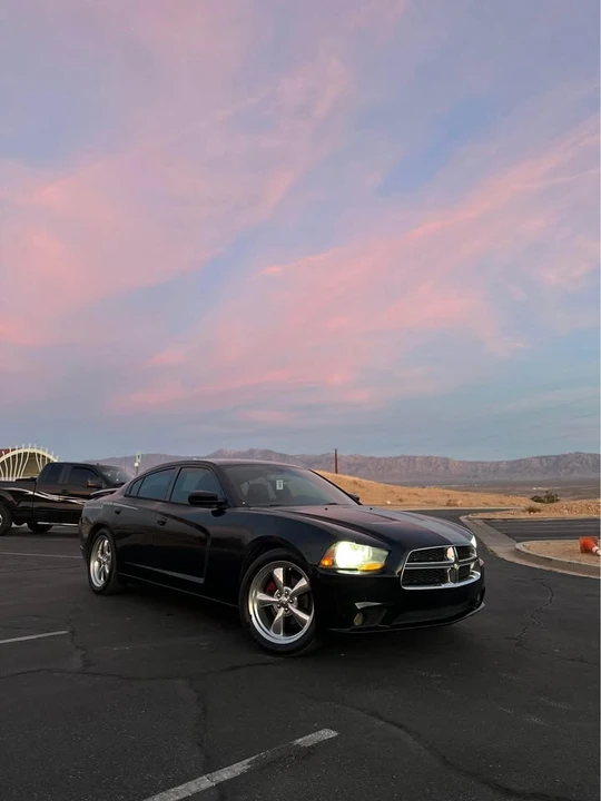 2014 Dodge Charger 7th Gen - Image 3 of 6