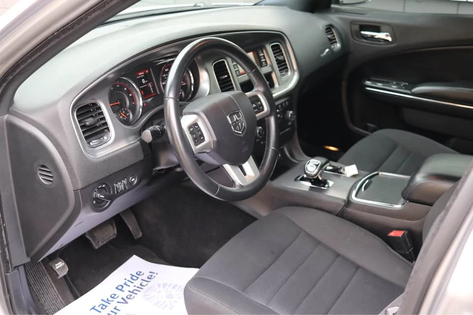 2014 Dodge Charger 7th Gen - Image 10 of 17