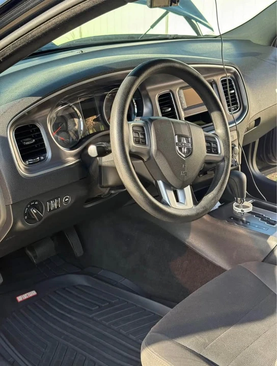 2014 Dodge Charger - Image 7 of 19