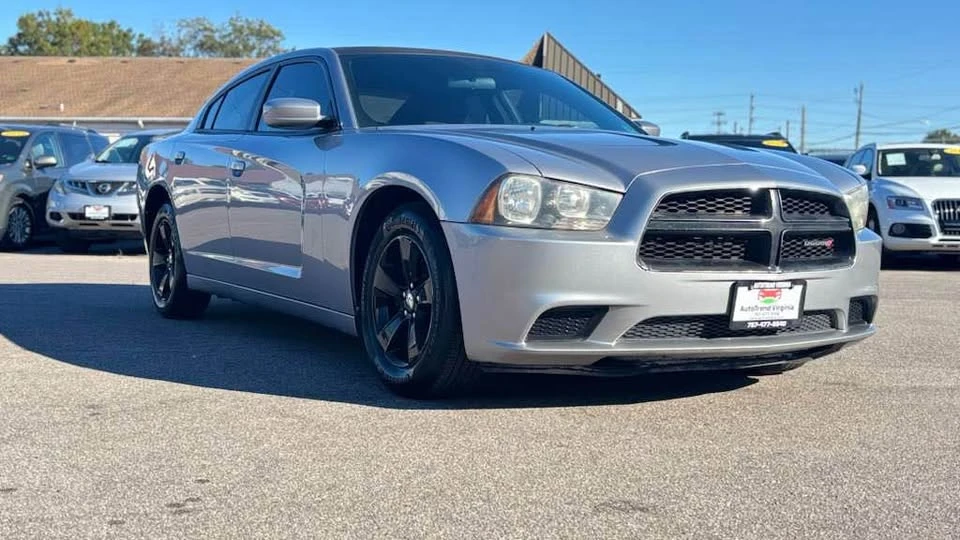2014 Dodge Charger 7th Gen - Image 2 of 16