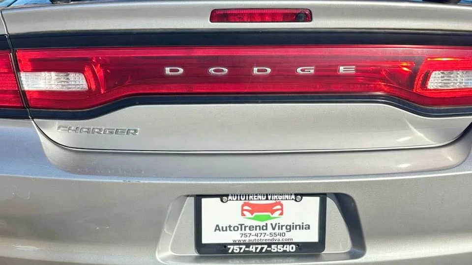 2014 Dodge Charger 7th Gen - Image 8 of 16