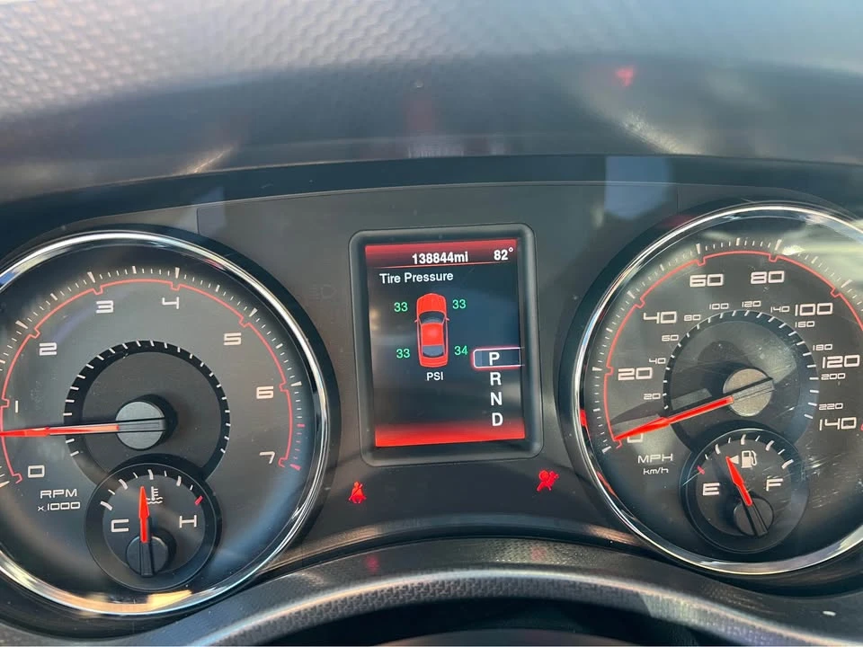 2014 Dodge Charger 7th Gen - Image 4 of 12