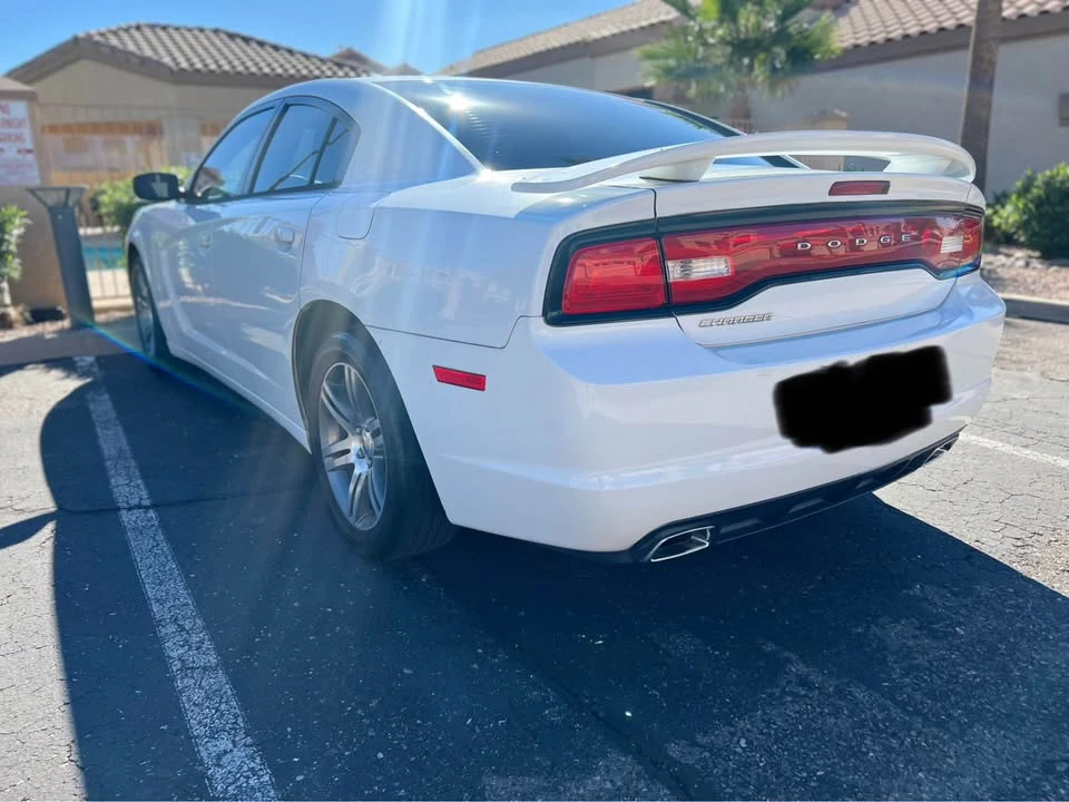 2014 Dodge Charger 7th Gen - Image 3 of 12