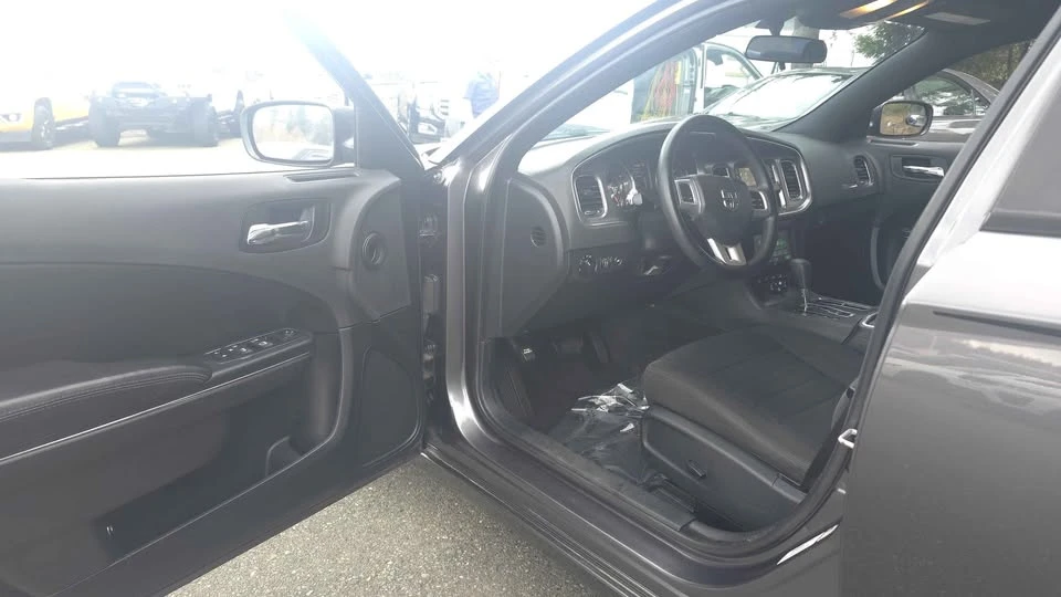 2014 Dodge Charger 7th Gen - Image 10 of 19