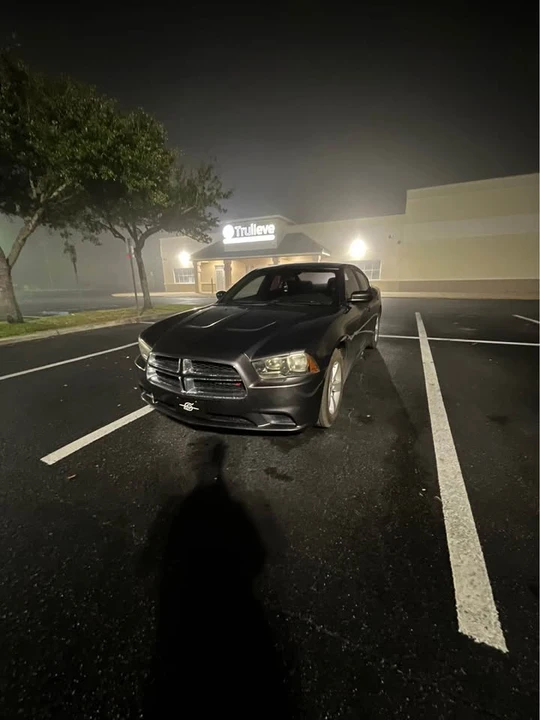 2014 Dodge Charger 7th Gen - Image 4 of 8