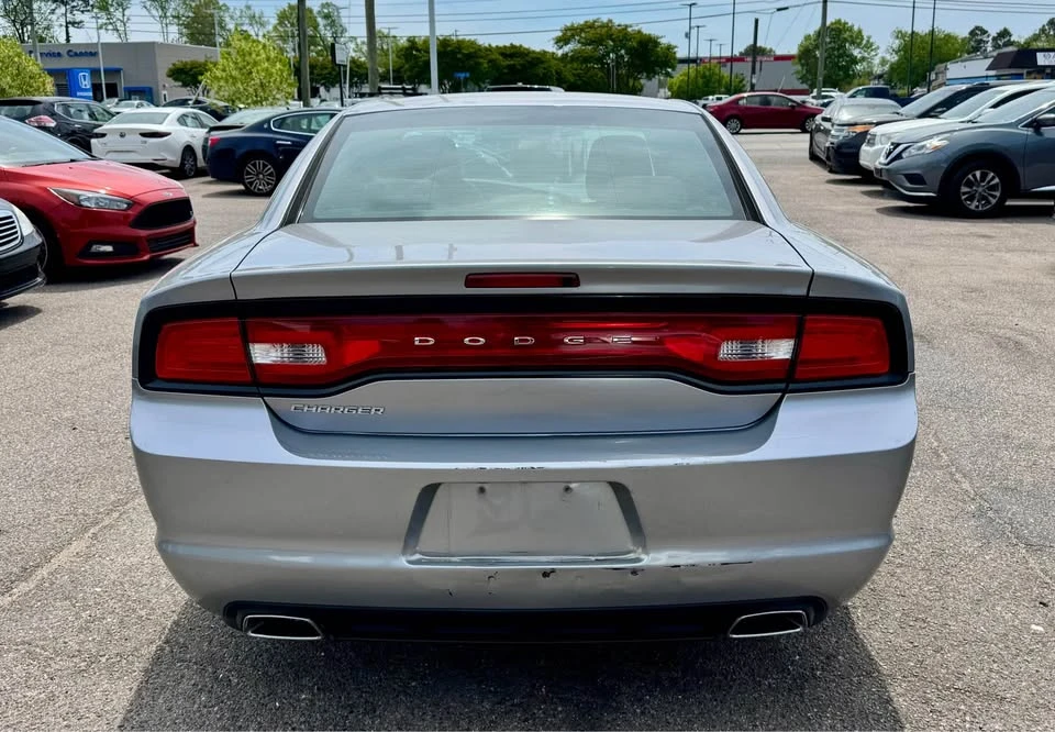 2014 Dodge Charger 7th Gen - Image 6 of 20
