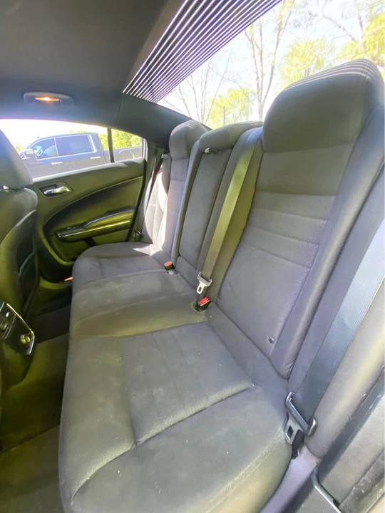 2014 Dodge Charger 7th Gen - Image 10 of 15