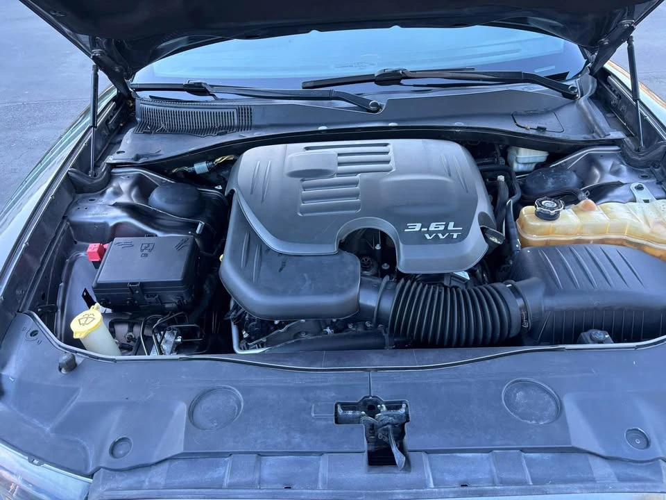2014 Dodge Charger 7th Gen - Image 9 of 10