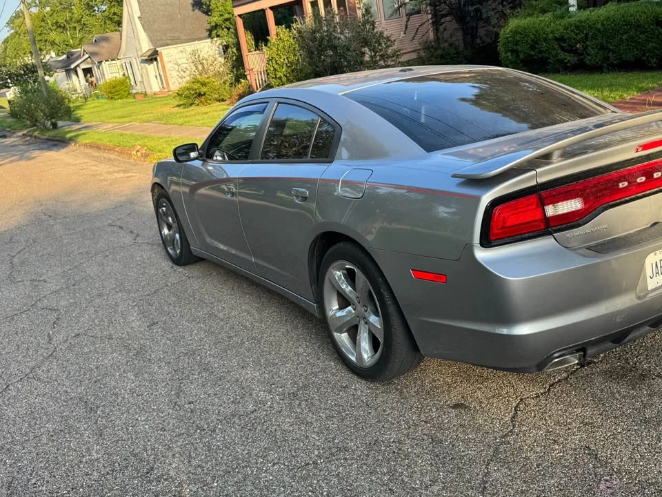 2014 Dodge Charger 7th Gen - Image 3 of 8