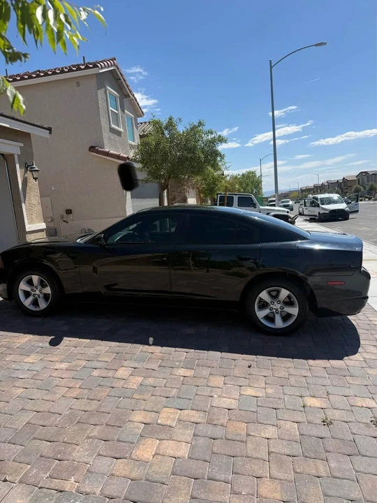 2014 Dodge Charger 7th Gen - Image 3 of 20