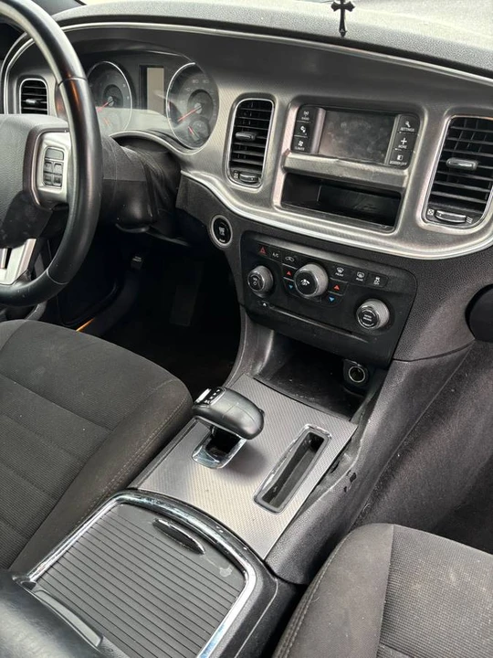 2014 Dodge Charger 7th Gen - Image 4 of 18