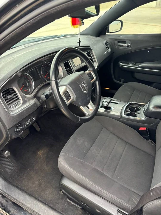 2014 Dodge Charger 7th Gen - Image 14 of 18