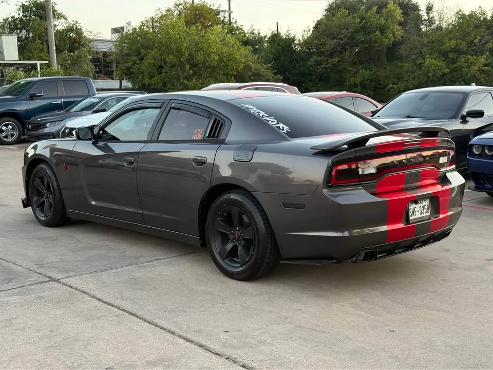 2014 Dodge Charger 7th Gen - Image 4 of 13