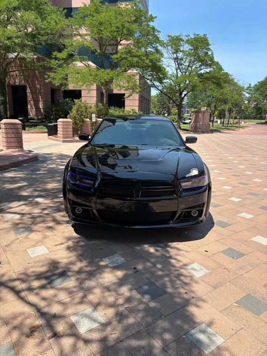 2014 Dodge Charger 7th Gen - Image 3 of 9