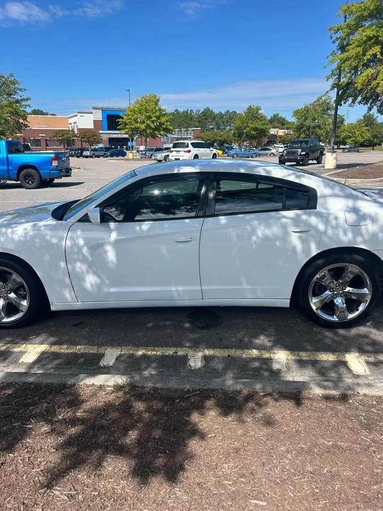 2014 Dodge Charger 7th Gen - Image 2 of 6
