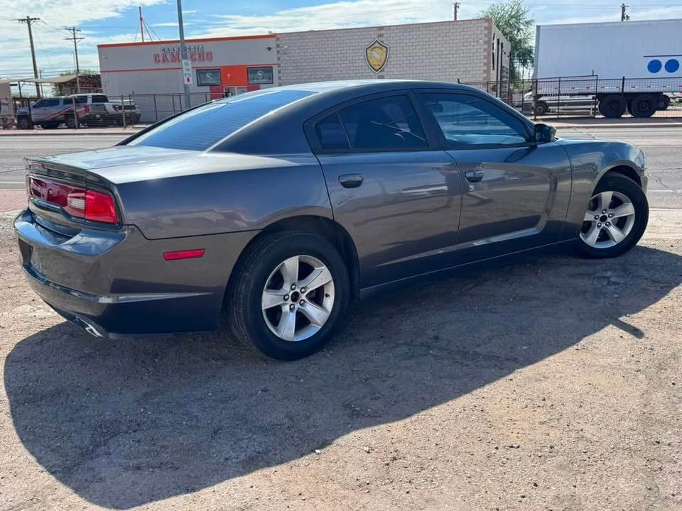 2014 Dodge Charger 7th Gen - Image 12 of 15