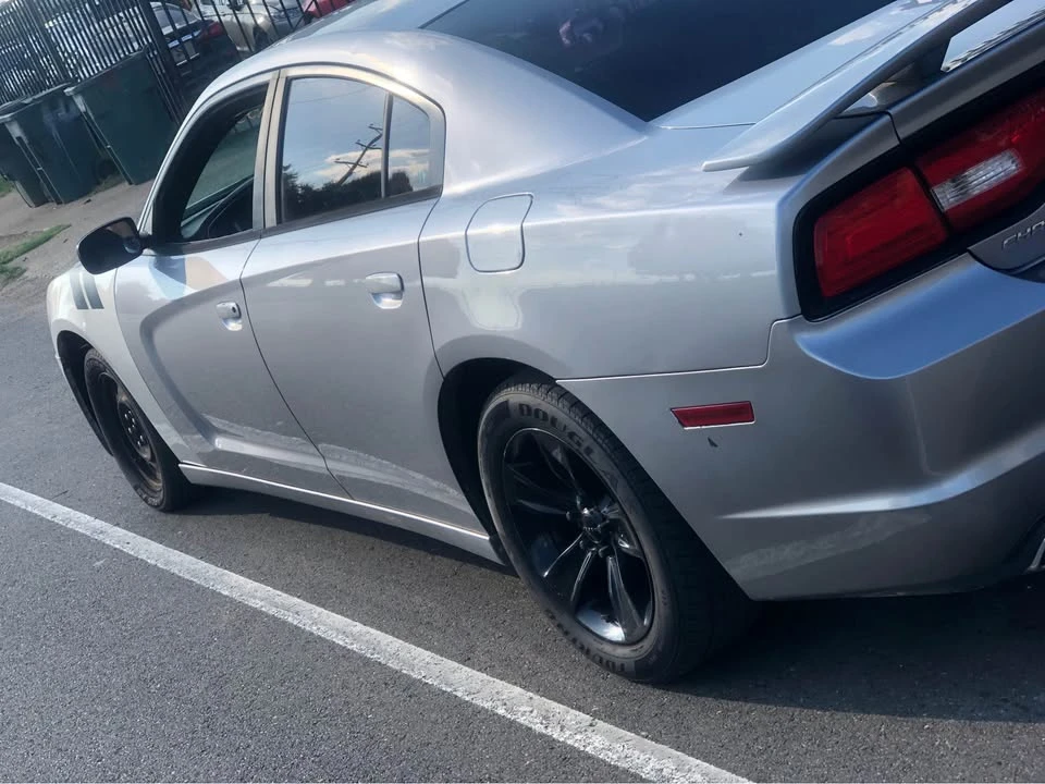 2014 Dodge Charger 7th Gen - Image 2 of 9