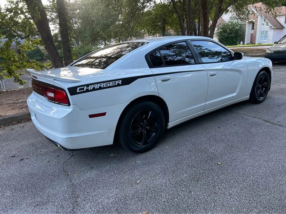 2014 Dodge Charger 7th Gen - Image 7 of 16
