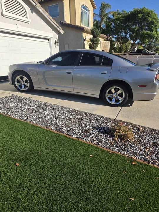 2014 Dodge Charger 7th Gen - Image 2 of 2