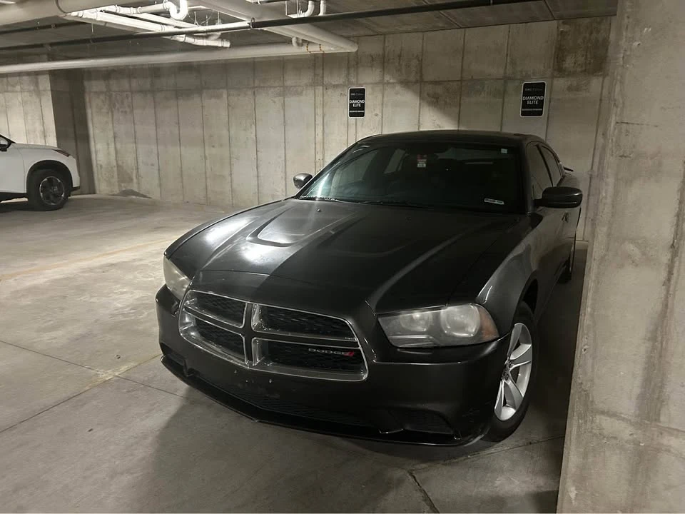 2014 Dodge Charger 7th Gen - Image 3 of 3