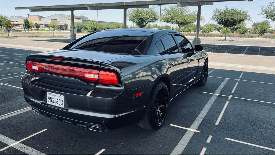 2014 Dodge Charger 7th Gen - Image 7 of 13