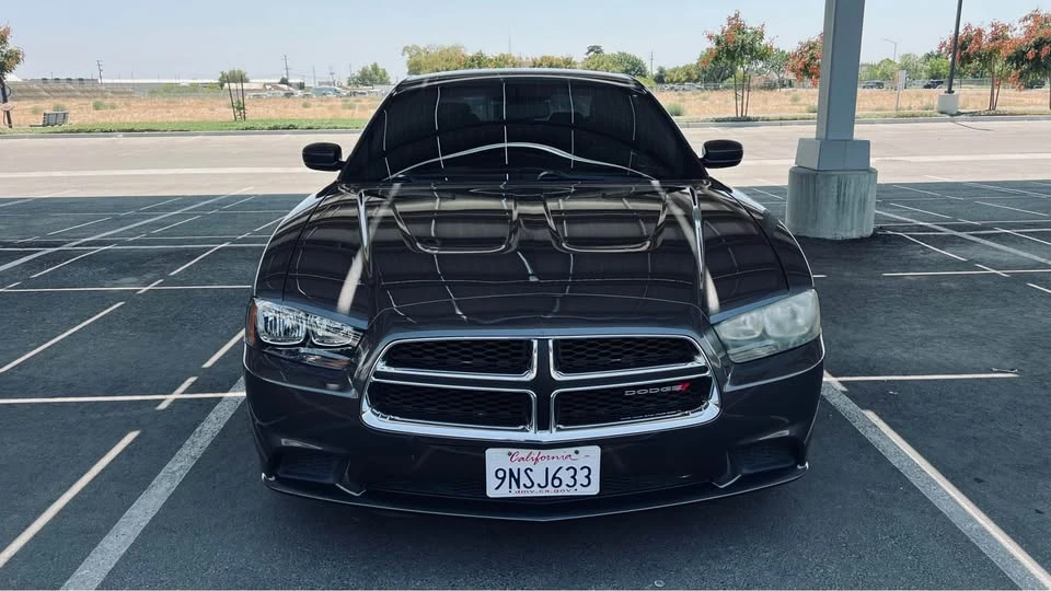 2014 Dodge Charger 7th Gen - Image 2 of 13