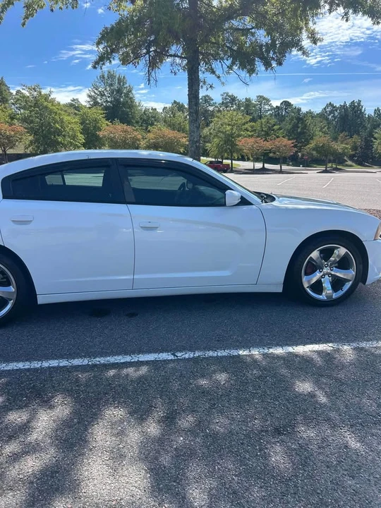 2014 Dodge Charger 7th Gen - Image 3 of 6