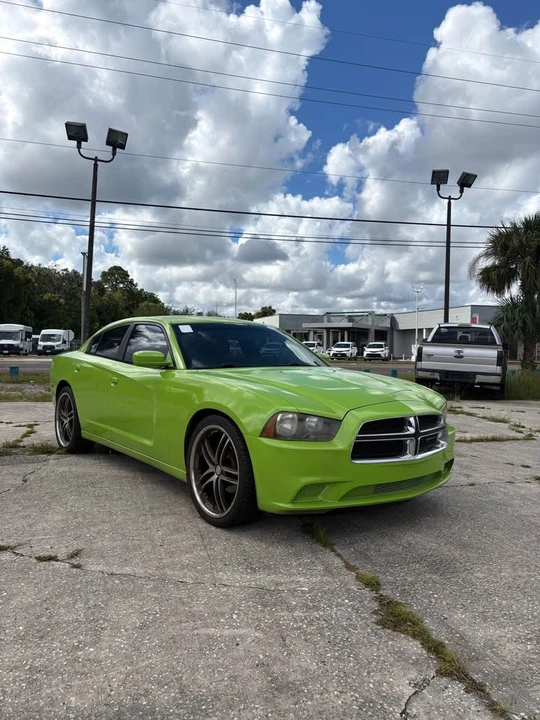 2014 Dodge Charger 7th Gen - Image 3 of 10