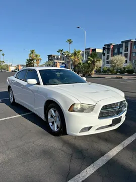 2014 Dodge Charger SE Sedan 4D