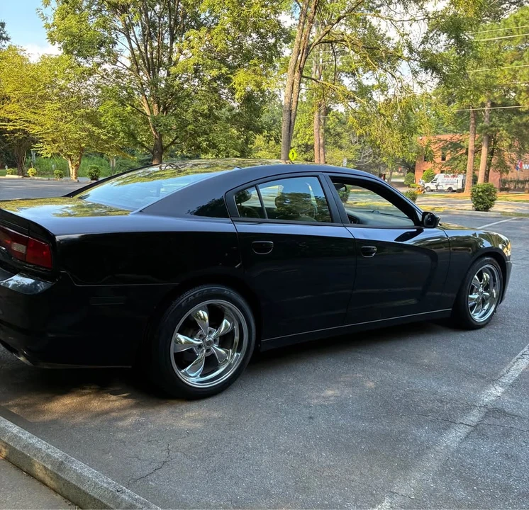 2014 Dodge Charger 7th Gen - Image 3 of 11