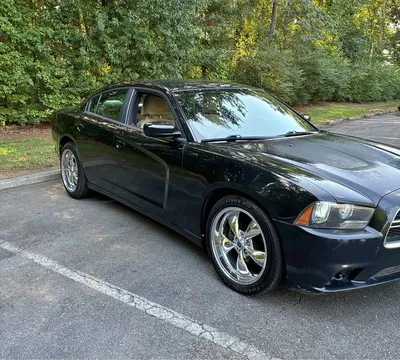 2014 Dodge Charger SE Sedan 4D
