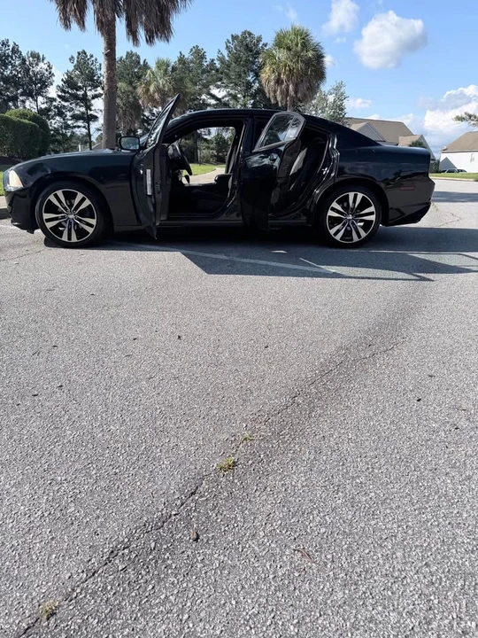 2014 Dodge Charger 7th Gen - Image 11 of 19