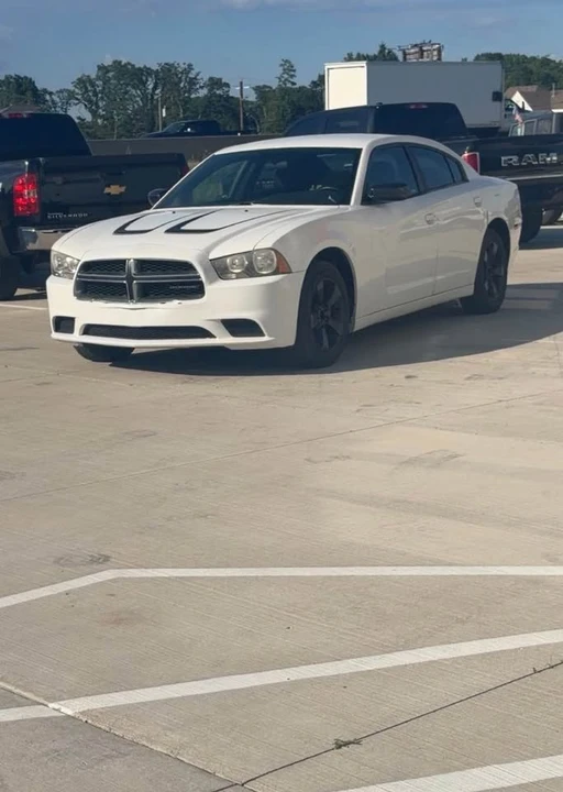 2014 Dodge Charger 7th Gen - Image 2 of 2