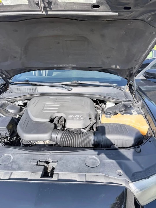 2014 Dodge Charger 7th Gen - Image 18 of 19