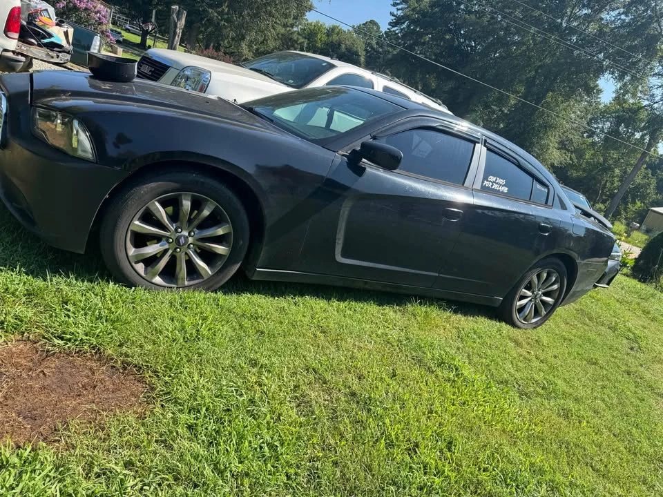 2014 Dodge Charger 7th Gen - Image 4 of 5