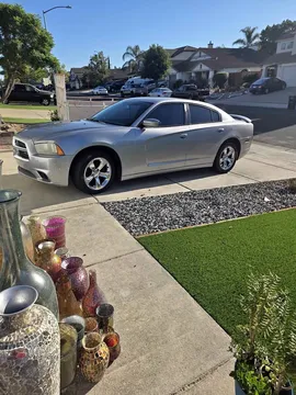 2014 Dodge Charger SE Sedan 4D