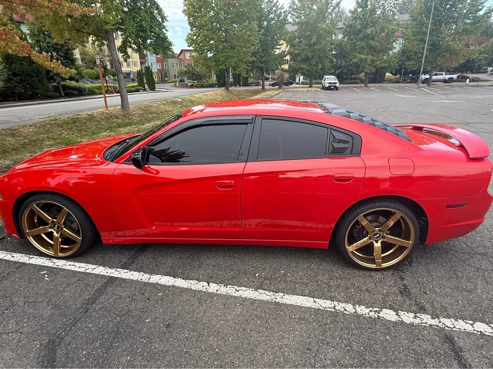 2014 Dodge Charger 7th Gen - Image 4 of 14