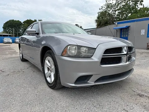 2014 Dodge Charger SE Sedan 4D