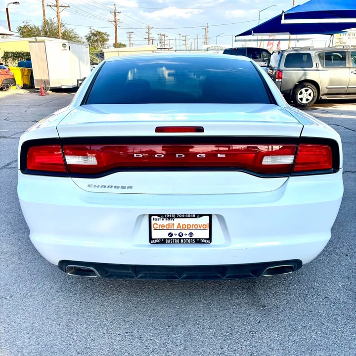 2014 Dodge Charger 7th Gen - Image 6 of 18