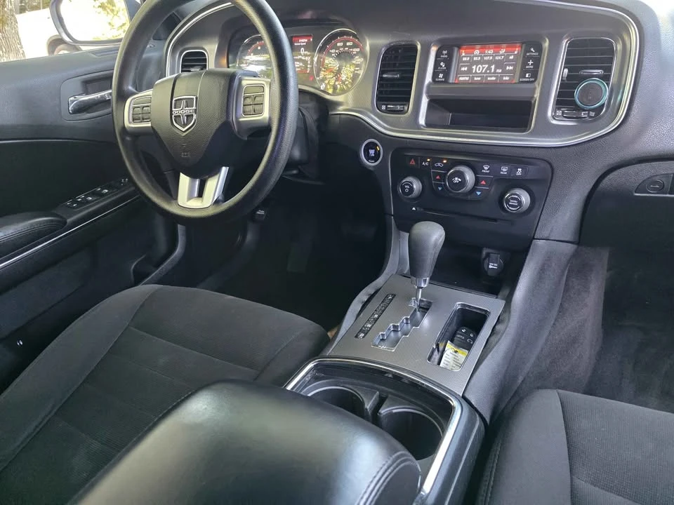 2014 Dodge Charger 7th Gen - Image 11 of 15