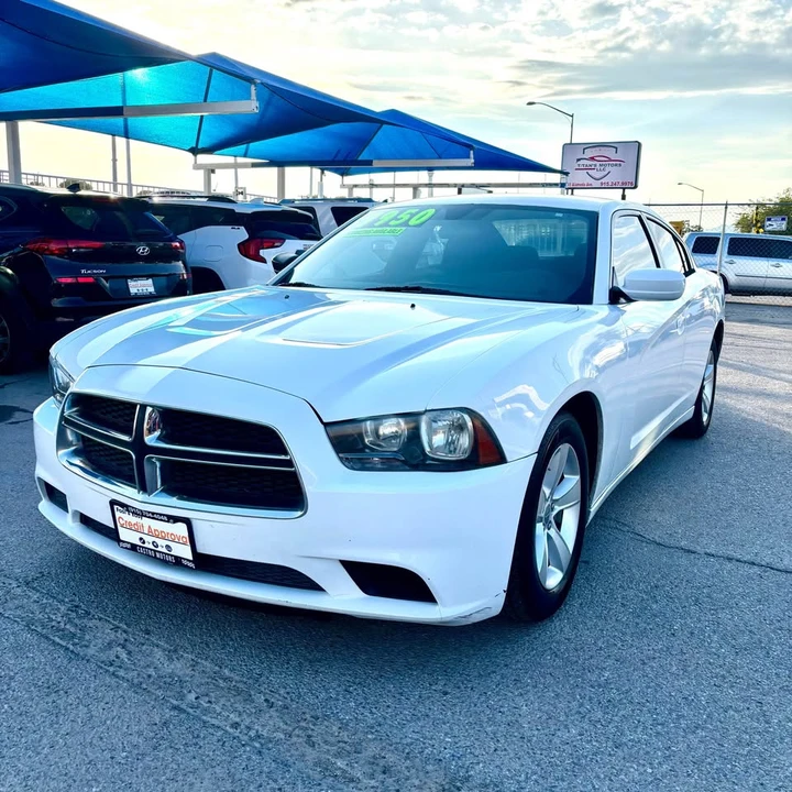 2014 Dodge Charger 7th Gen - Image 3 of 18