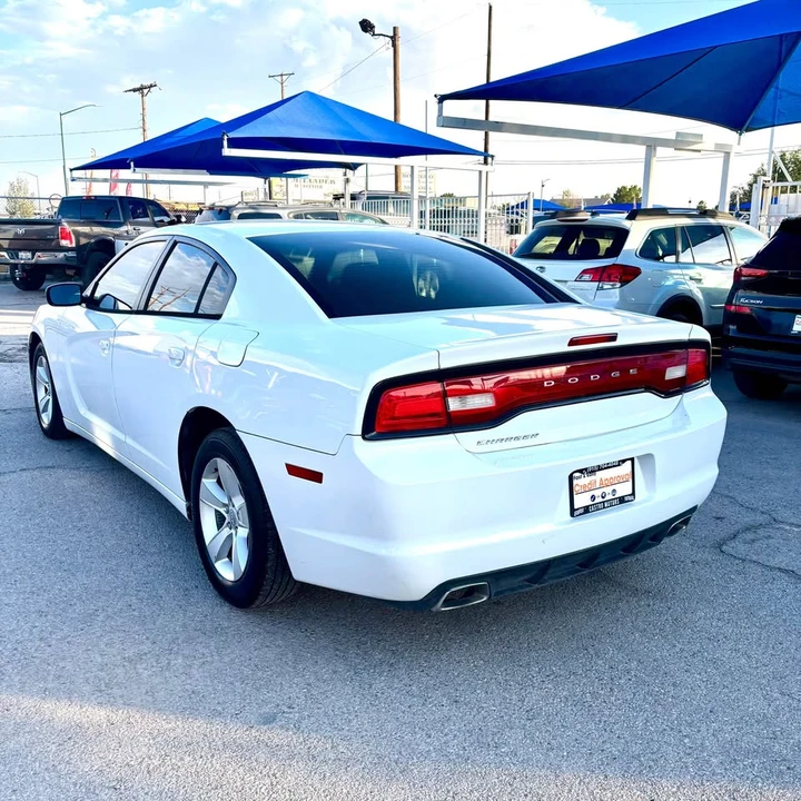 2014 Dodge Charger 7th Gen - Image 5 of 18