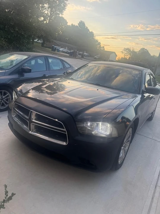2014 Dodge Charger 7th Gen - Image 3 of 3