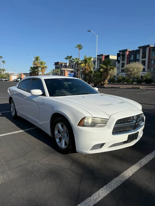 2014 Dodge Charger 7th Gen - Image 3 of 11