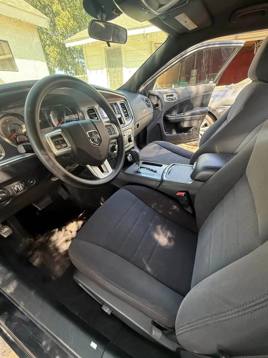 2014 Dodge Charger 7th Gen - Image 11 of 14
