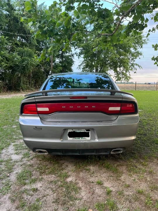 2014 Dodge Charger 7th Gen - Image 2 of 15