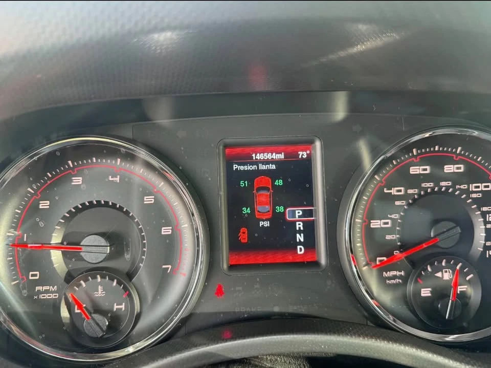 2014 Dodge Charger 7th Gen - Image 10 of 15