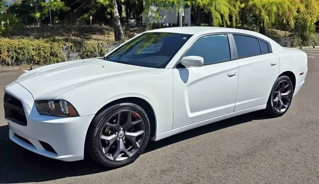 2014 Dodge Charger SE Sedan 4D