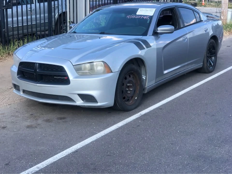 2014 Dodge Charger 7th Gen - Image 3 of 9