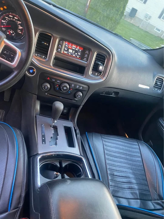 2014 Dodge Charger 7th Gen - Image 5 of 8